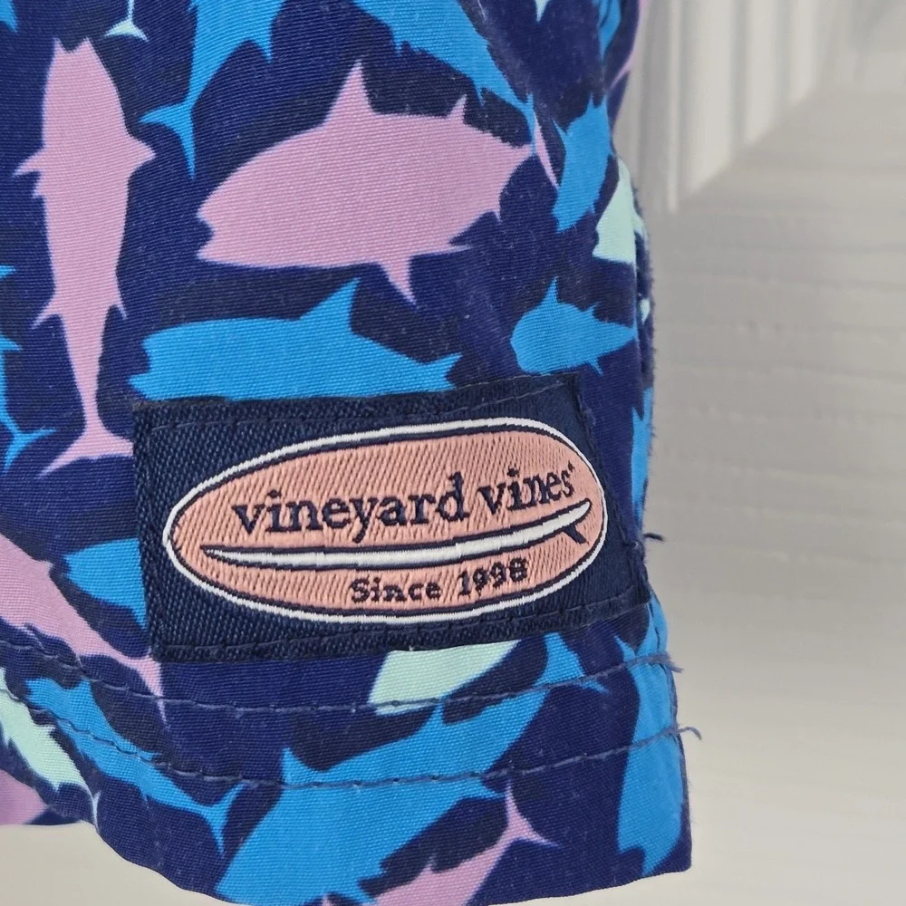 Vineyard Vines Chappy Swim trunks Fish Print Boys‎ Size 12-18 M Blue Bathingsuit